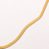 Golden Elegance Bow Necklace