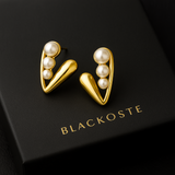 Lustra Curve Pearl Studs