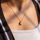 Refined Gold Pendant Necklace