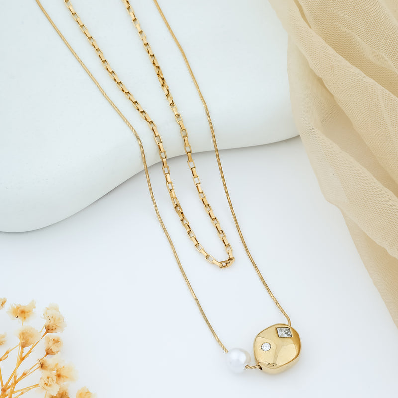 Divine Disc & Pearl Adornment Necklace