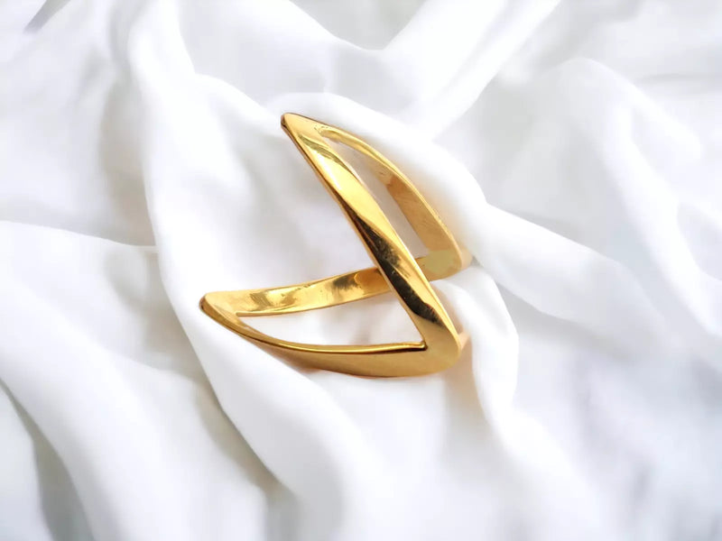 Infinity Twist Gold Ring